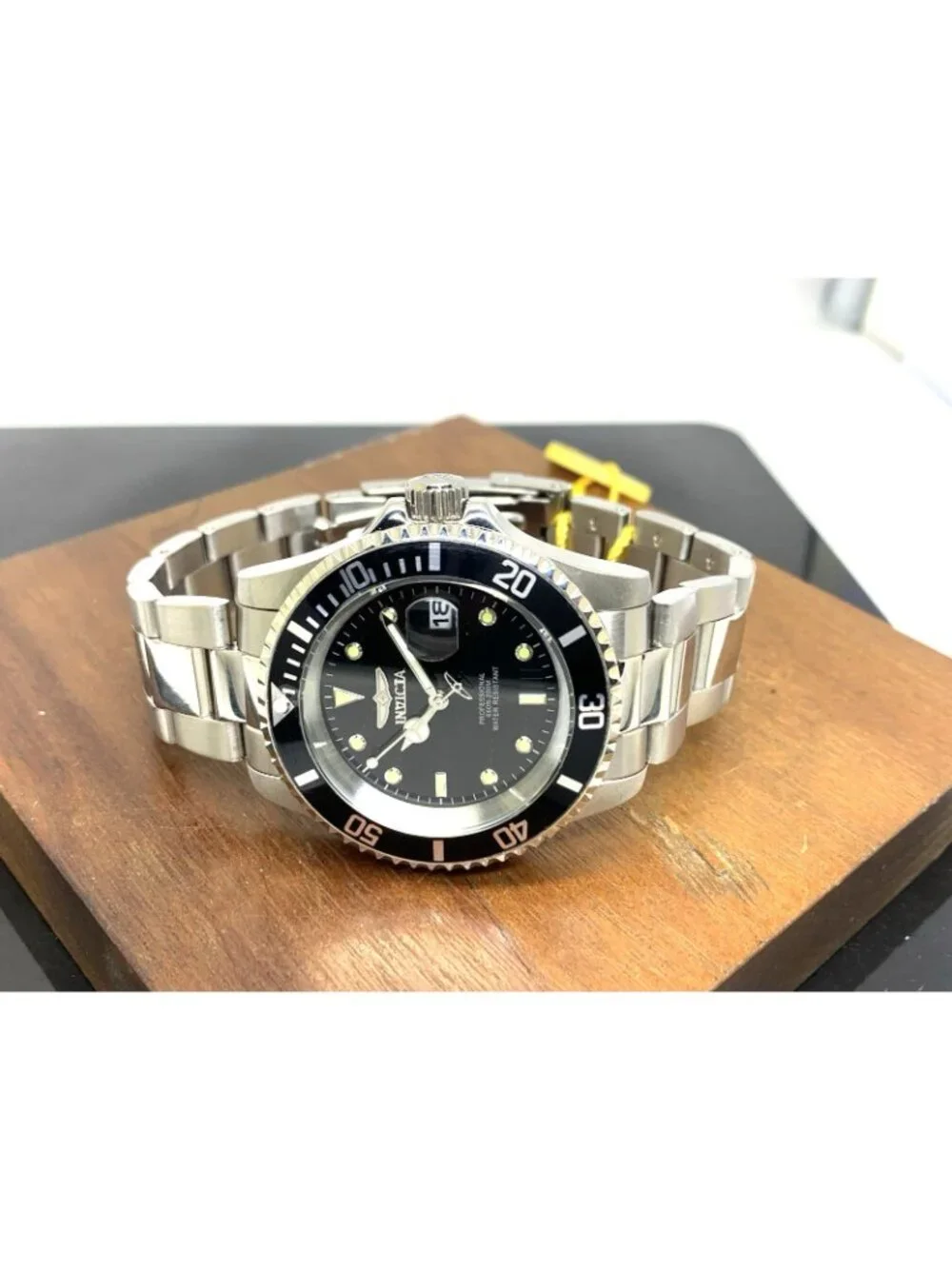 Invicta Mens Watch 26970 Pro Diver Quartz Black Dial Silver Stainless Steel 40mm